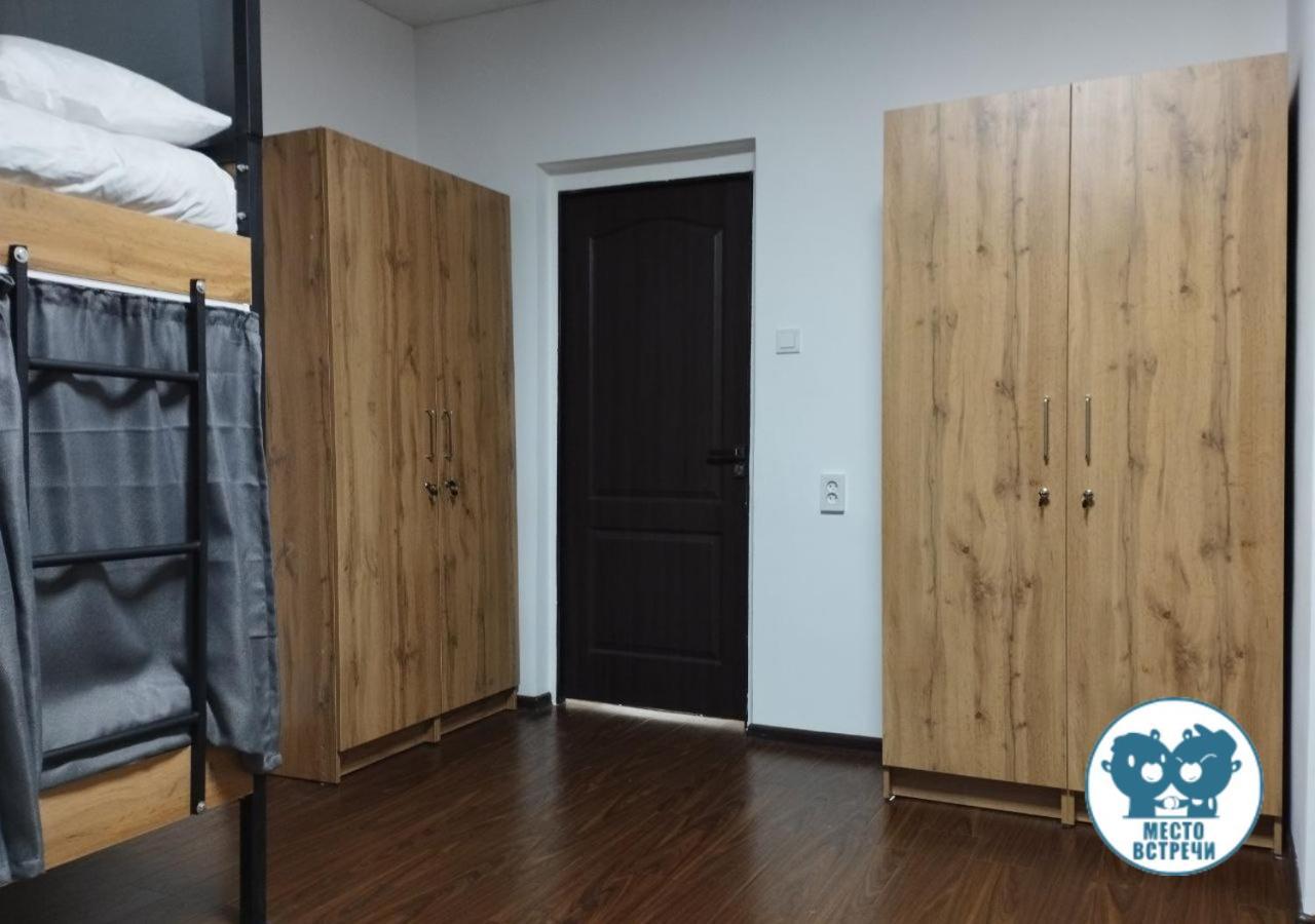 Место Встречи "Guest House Meeting Place" Бишкек Экстерьер фото